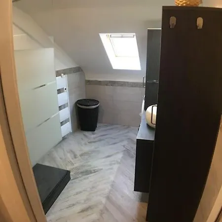 Cosy Centre - 3 Personnes Apartment